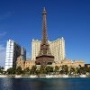 Jeu Jigsaw: Mini Eiffel Tower en plein ecran
